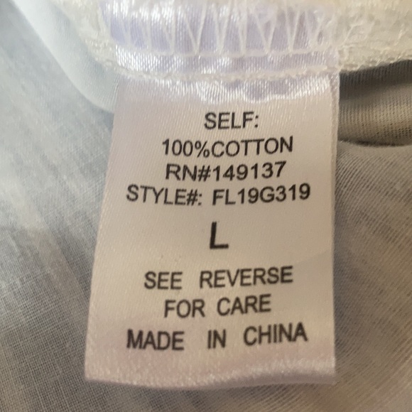 Button-front mini skirt - Picture 9 of 9